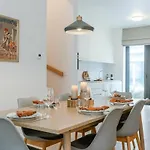 Casiola - Spacious House Close To The Nyaraló
